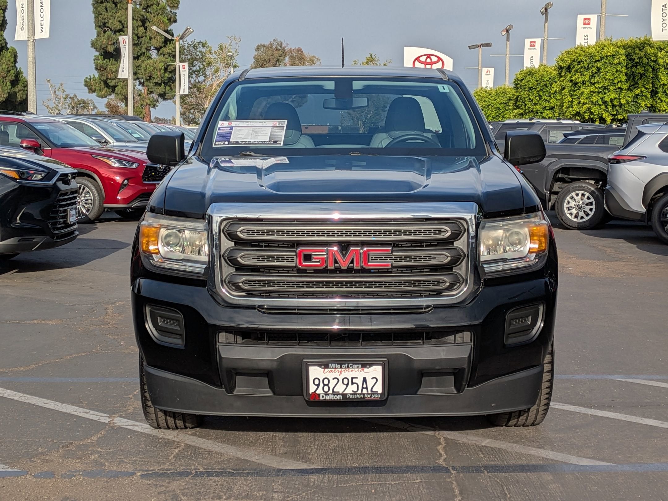 2016 GMC Canyon — side profile view